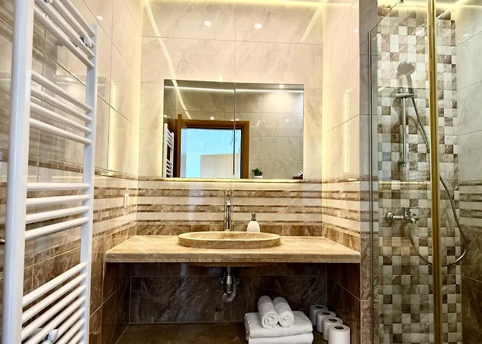 Cosher - Gardenia Palace 10 Free Parking Apartman